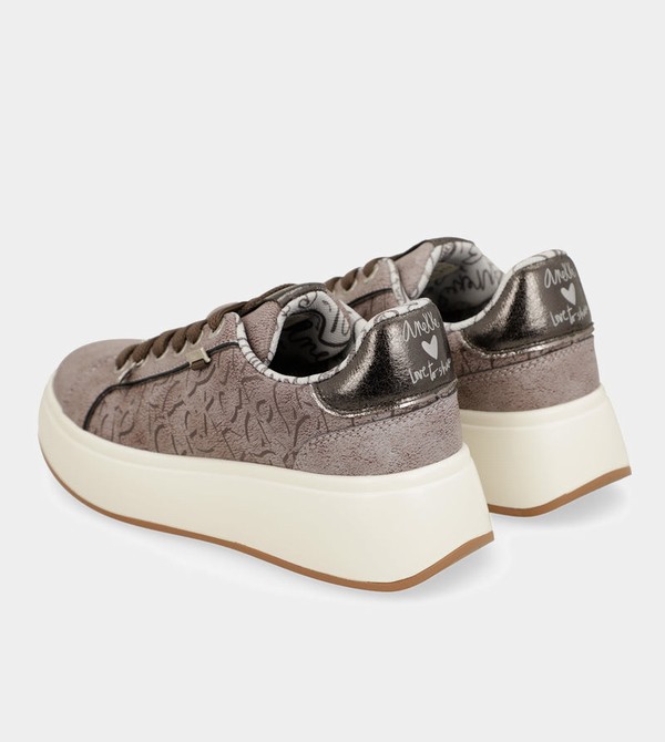 Anekke Casual Ecru Shoes | RVX-413952