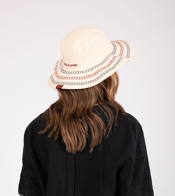 Anekke White Bucket Hats | PUT-780635