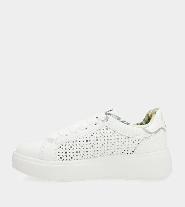 Anekke White Spotted Shoes | MWA-624531